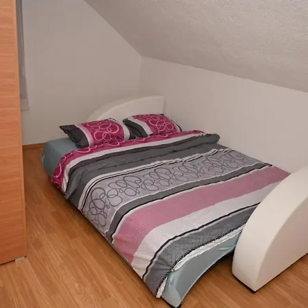 Domacinstvo Marija